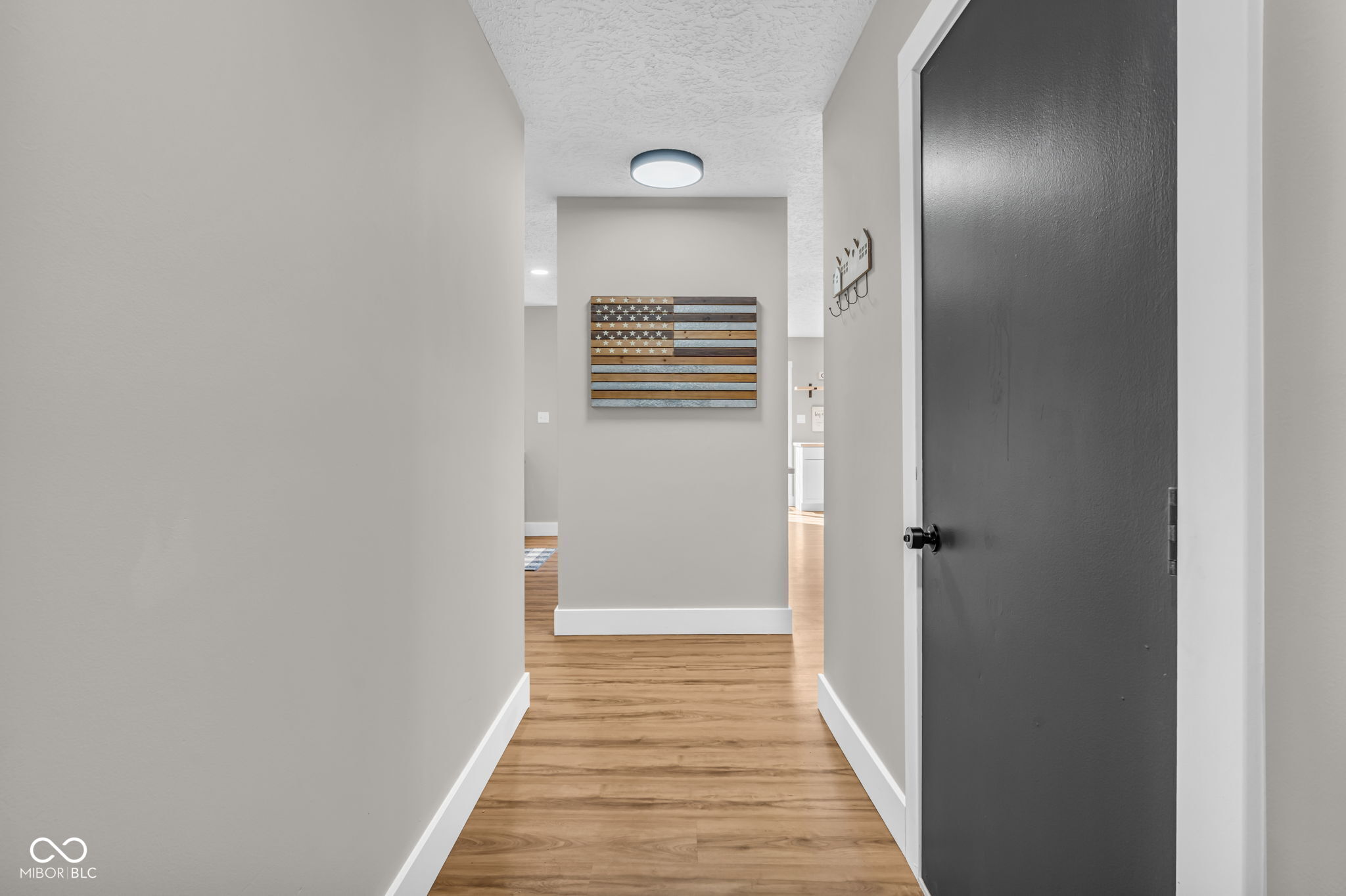 7640 Gordon Way Indianapolis, IN 46237 - Photo 4 of 46