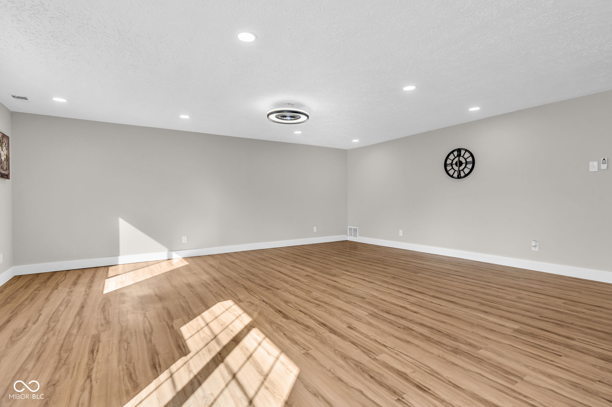 7640 Gordon Way Indianapolis, IN 46237 - Photo 10 of 46