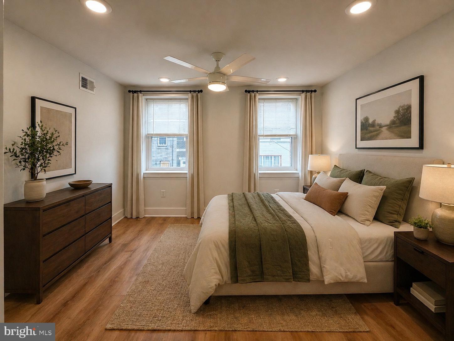609 Mountain Street Philadelphia, PA 19148 - Photo 19 of 28 Master bedroom