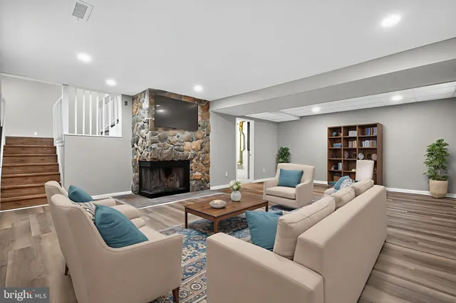 $699,900 | 120 Gilbert Road, Bordentown, NJ 08505