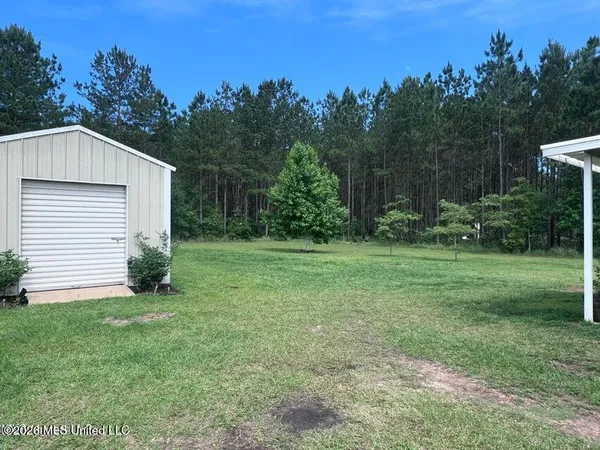 $1,350 | 261 Gordon Road, Lucedale, MS 39452