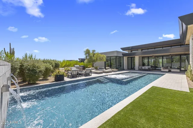 a view of a house with entertaining space