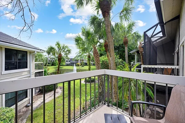 $1,200 | 11863 Wimbledon Circle, Unit 524, Wellington, FL 33414