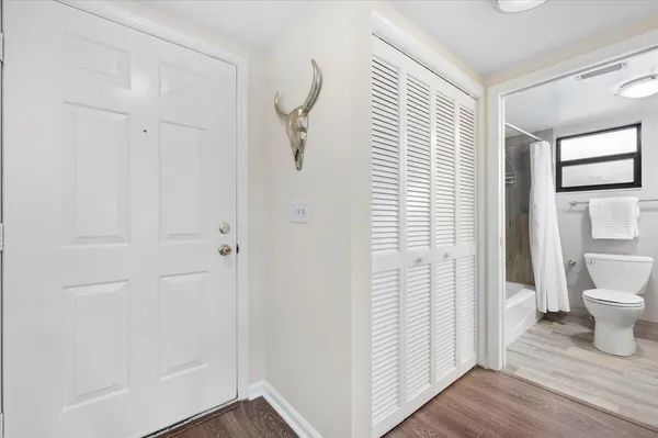 $1,200 | 11863 Wimbledon Circle, Unit 524, Wellington, FL 33414