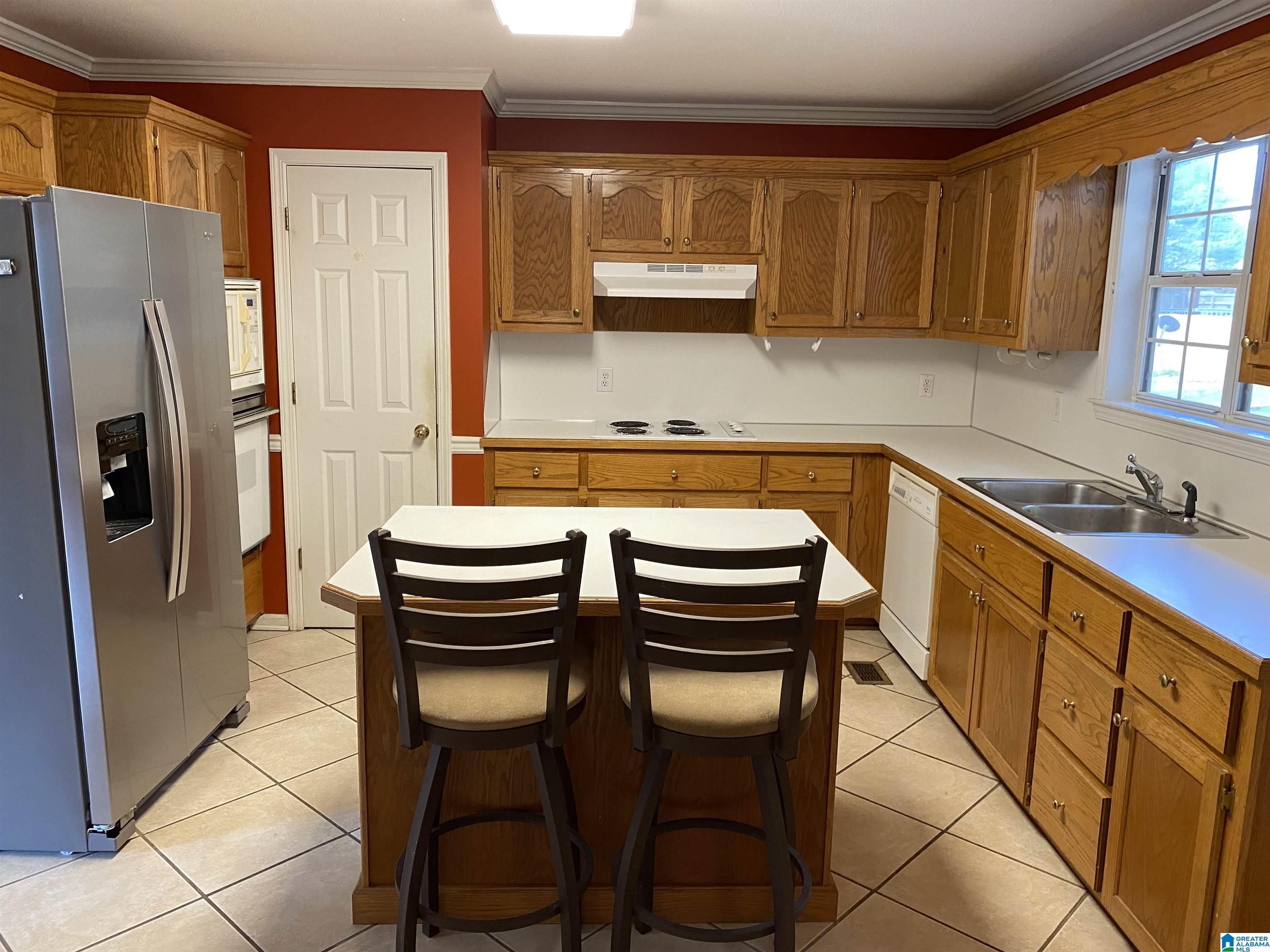 112 Wagon Trail Alabaster, AL 35007 - Photo 4 of 17