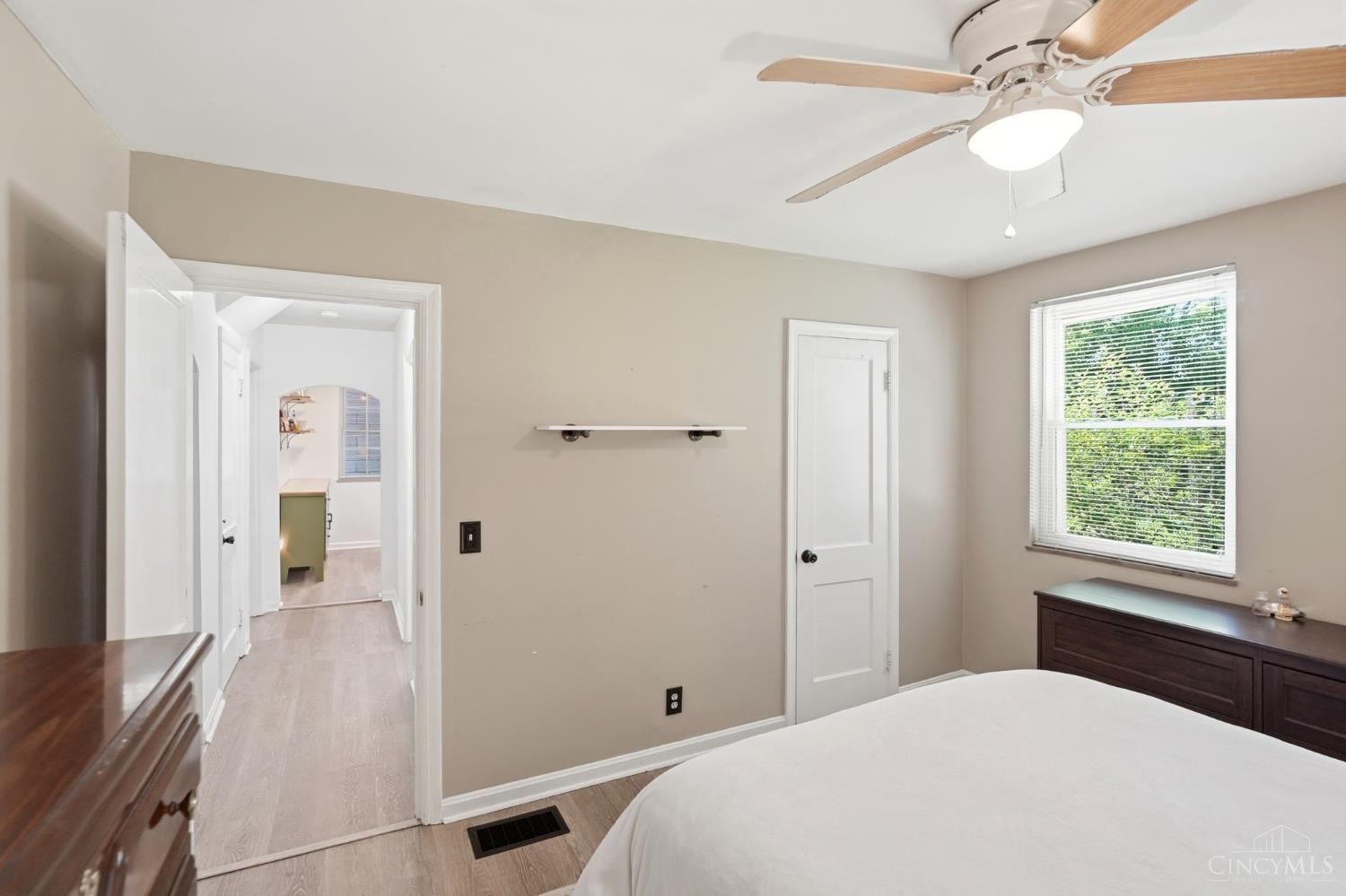 2856 Jessup Road Cincinnati, OH 45239 - Photo 18 of 50