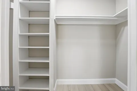 $349,900 | 2311 Pimmit Drive, Unit 603, Falls Church, VA 22043