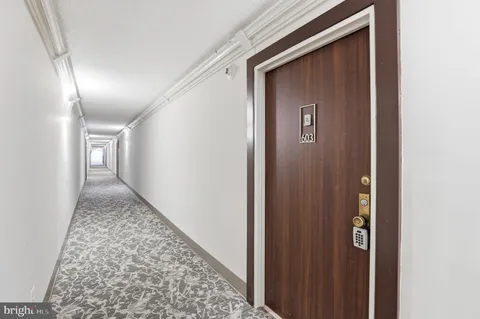 $349,900 | 2311 Pimmit Drive, Unit 603, Falls Church, VA 22043