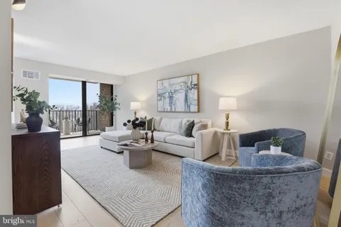 $349,900 | 2311 Pimmit Drive, Unit 603, Falls Church, VA 22043