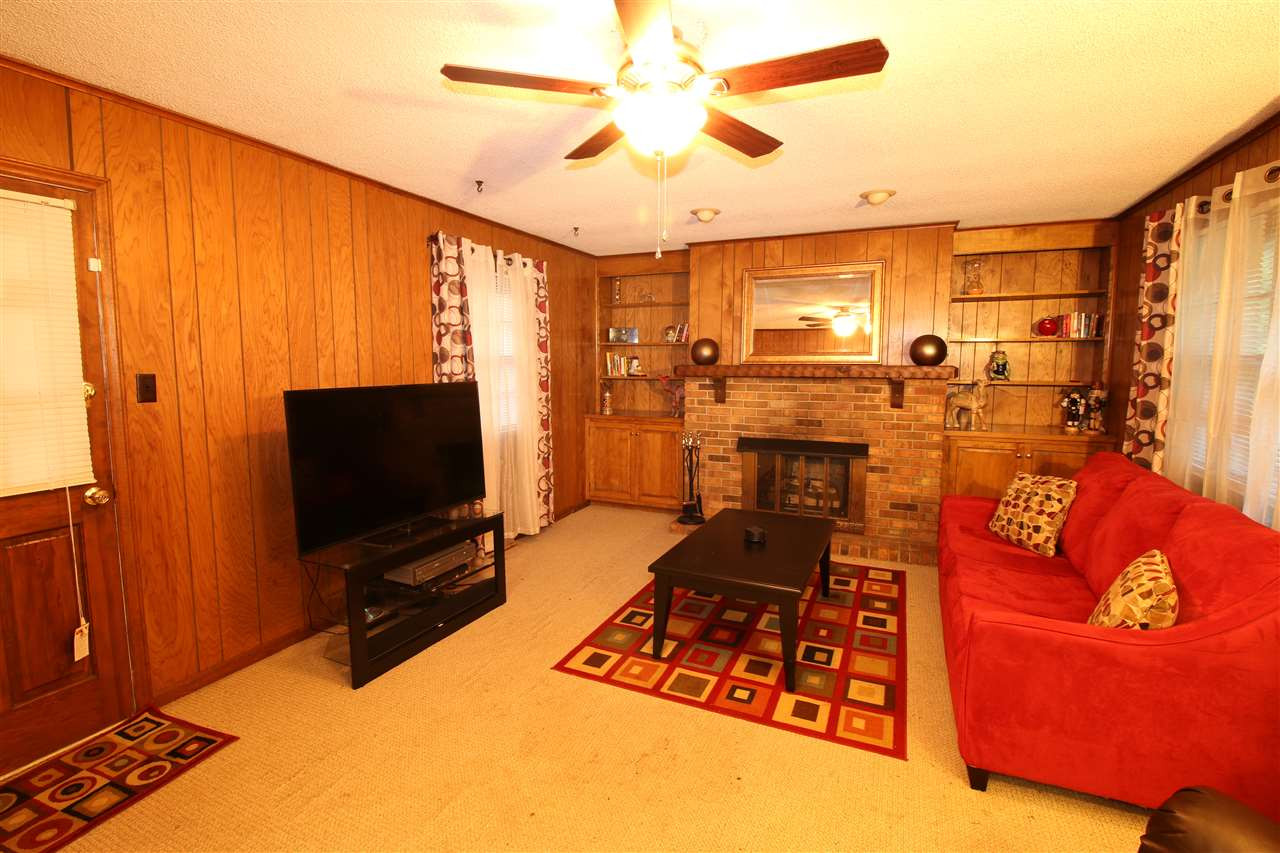 1126 Horseshoe Road Durham, NC 27703 - Photo 6 of 24 Photo 6