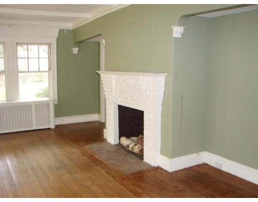 285 Clark Road Brookline, MA 02445 - Photo 4 of 11