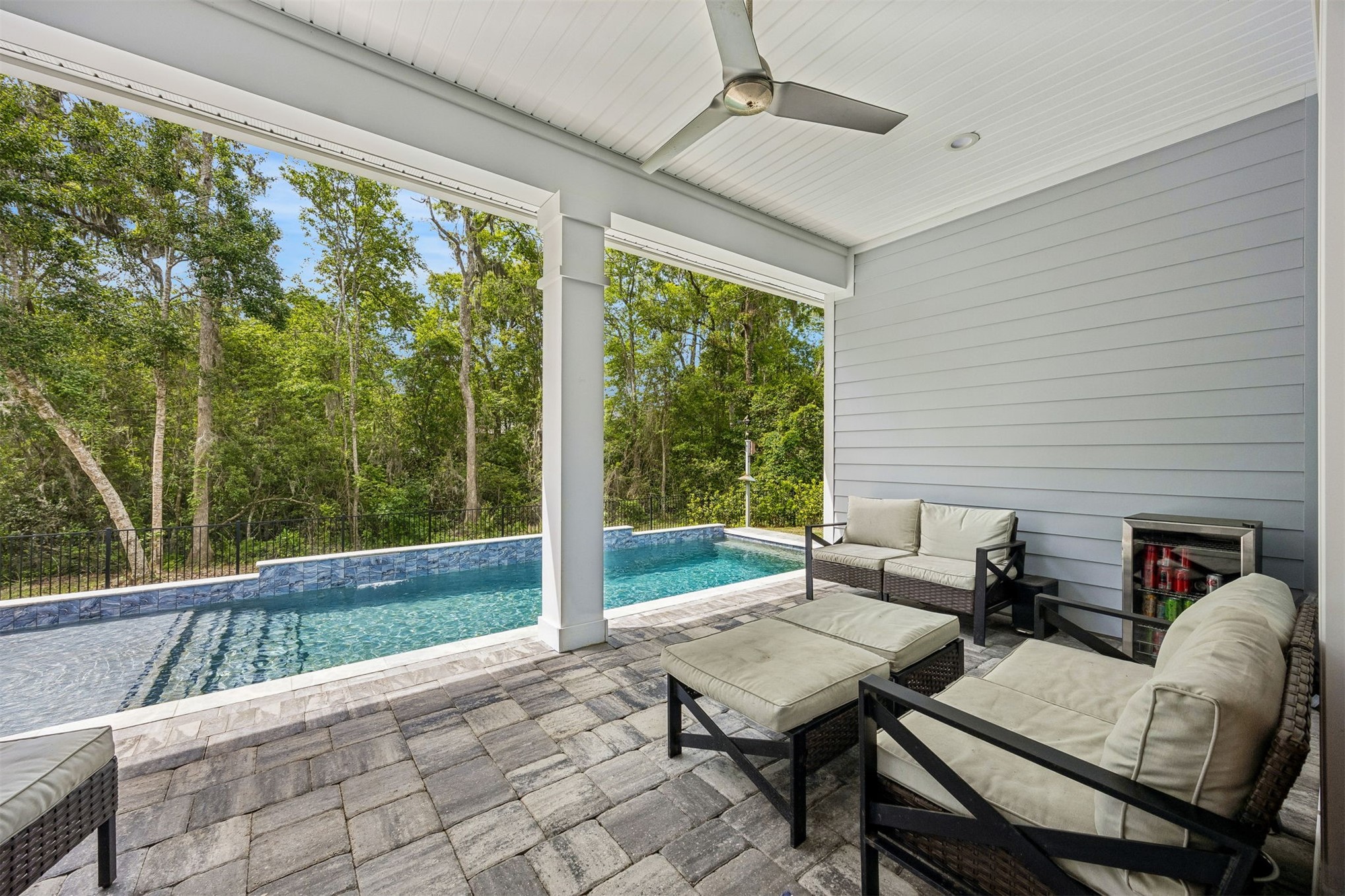 29258 Grandview Manor Yulee, FL 32097 - Photo 63 of 99 Porch living