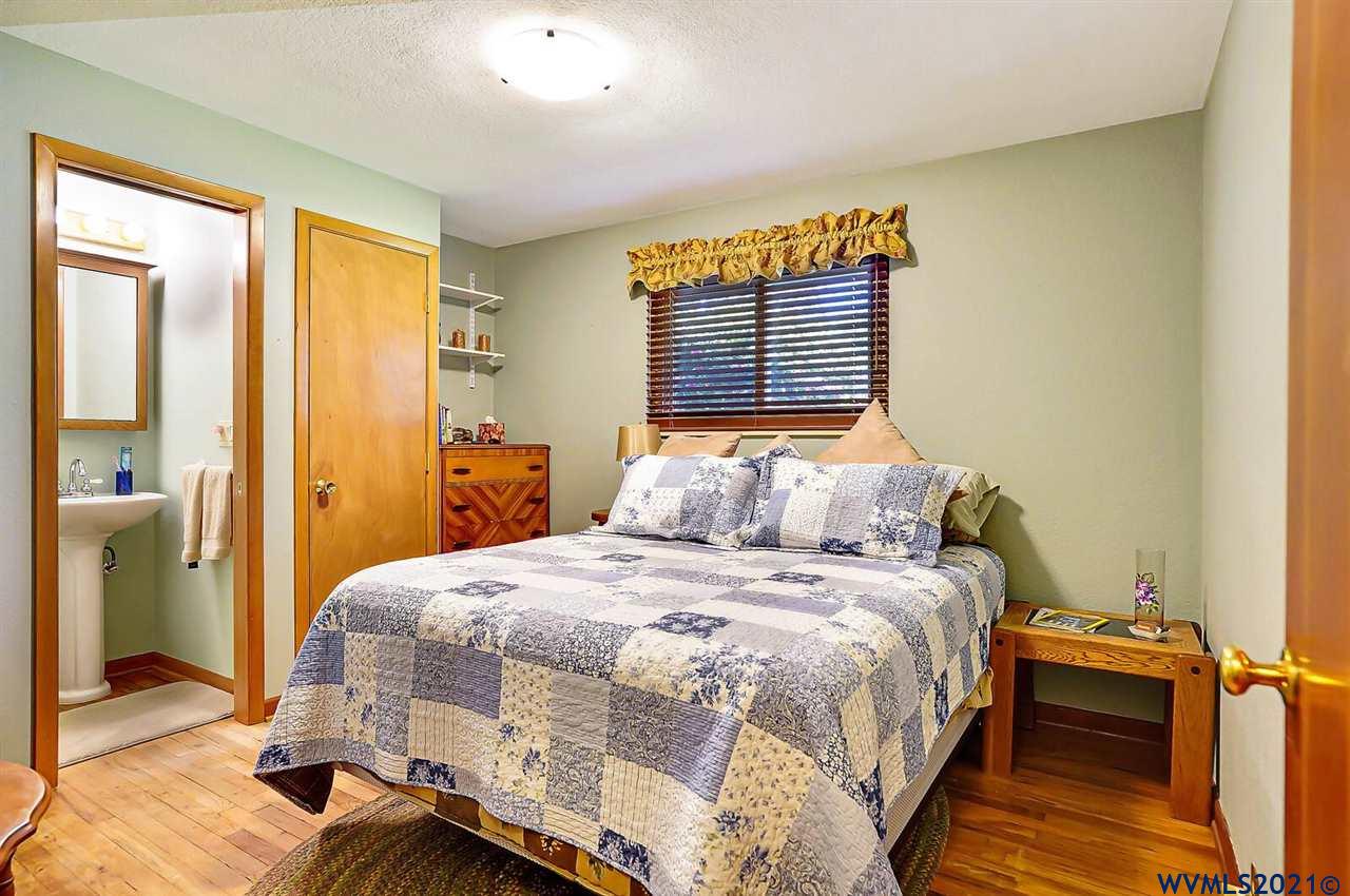 1620 27th Avenue Southwest Albany, OR 97321 - Photo 15 of 37