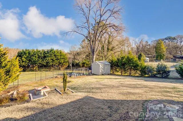 $2,495 | 10 Spruce Pine Drive, Belmont, NC 28012