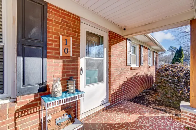$2,495 | 10 Spruce Pine Drive, Belmont, NC 28012