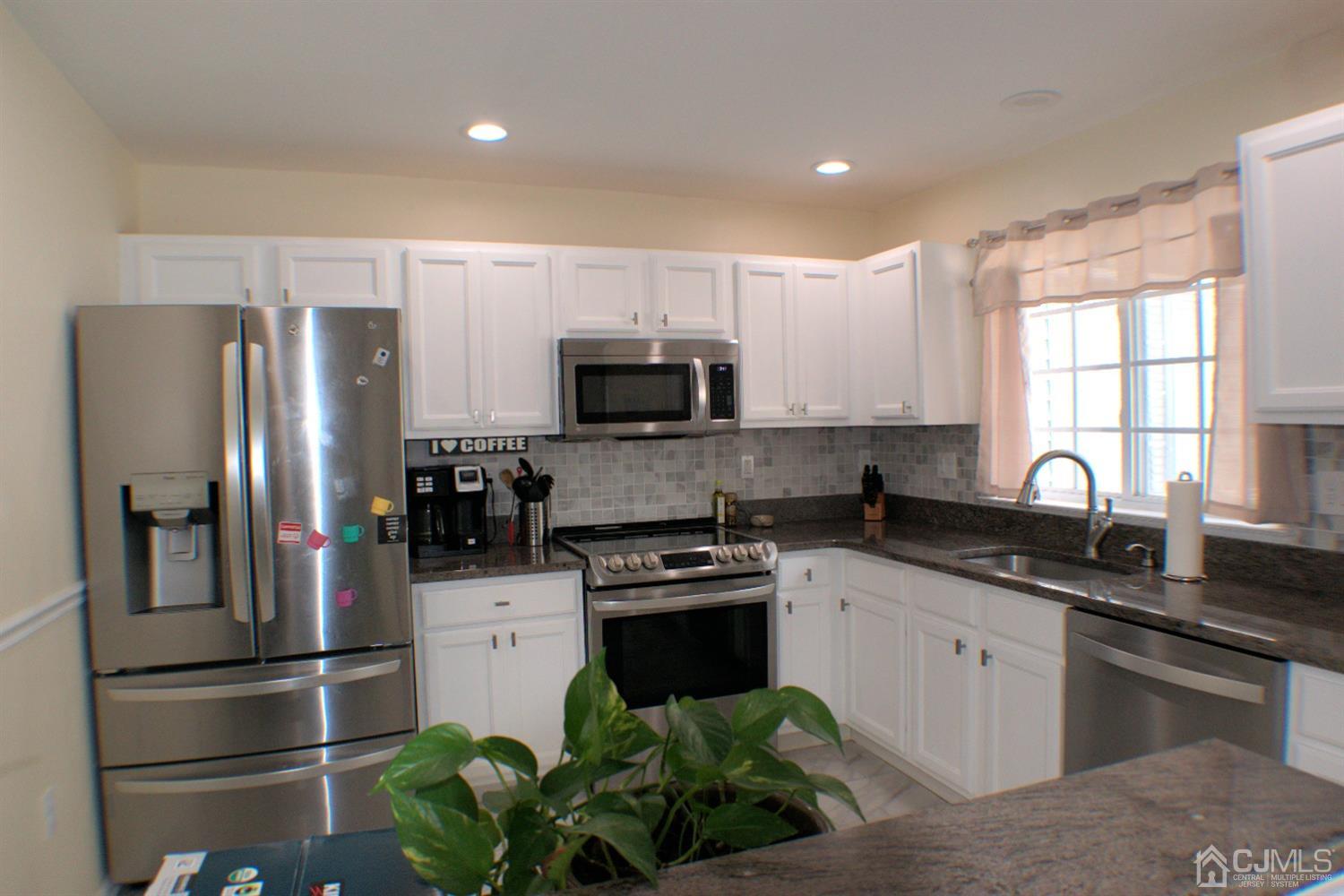847 Sewell Road, Unit B Monroe Township, NJ 08831 - Photo 11 of 18 Gallery Image 11