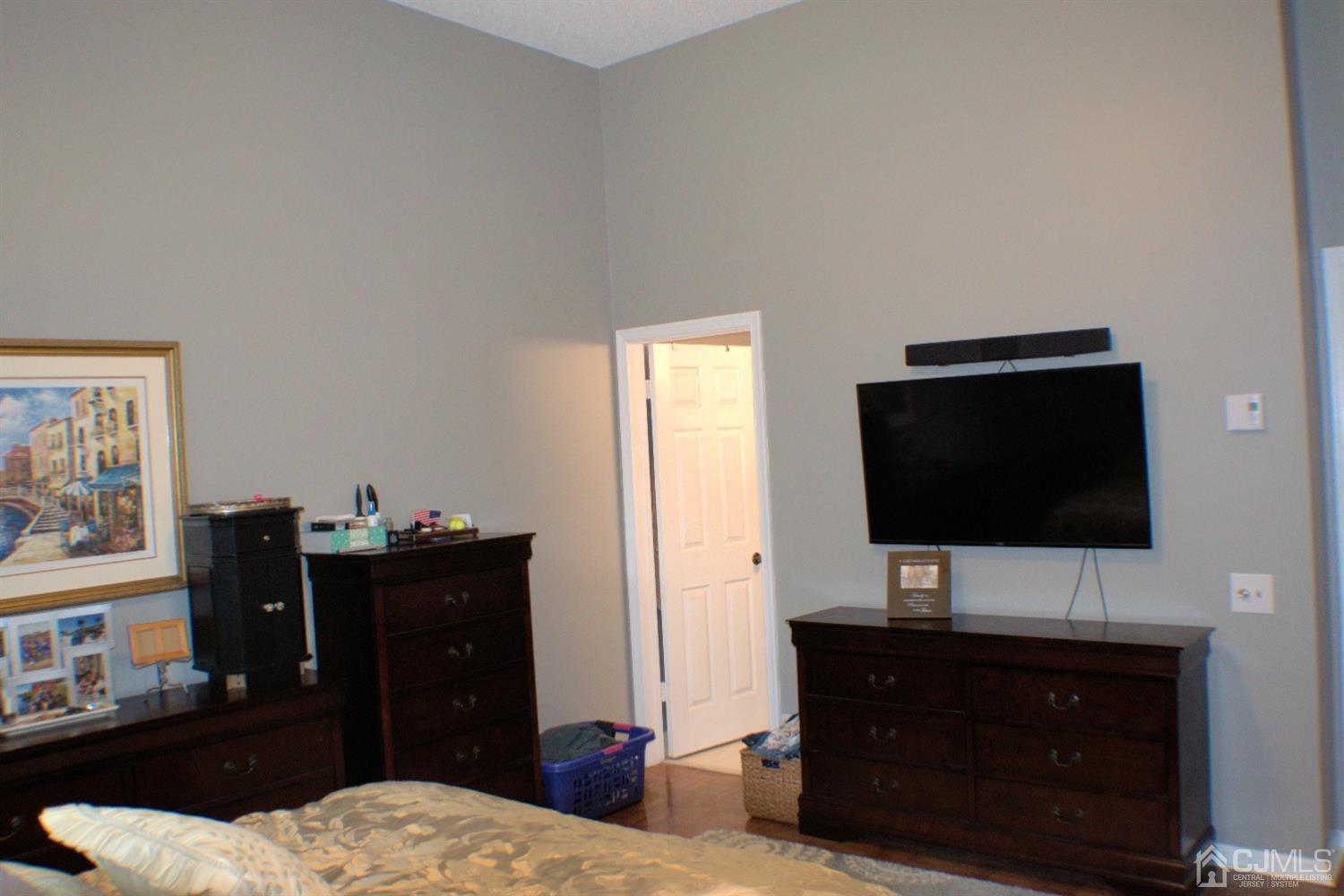 847 Sewell Road, Unit B Monroe Township, NJ 08831 - Photo 14 of 18 Gallery Image 14