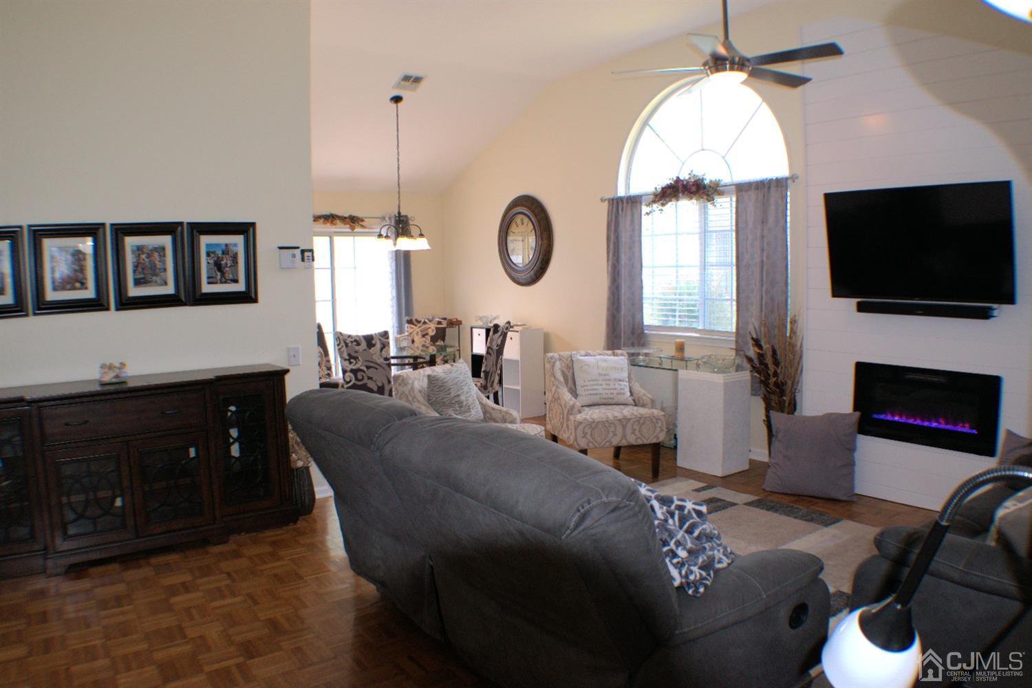 847 Sewell Road, Unit B Monroe Township, NJ 08831 - Photo 6 of 18 Gallery Image 6