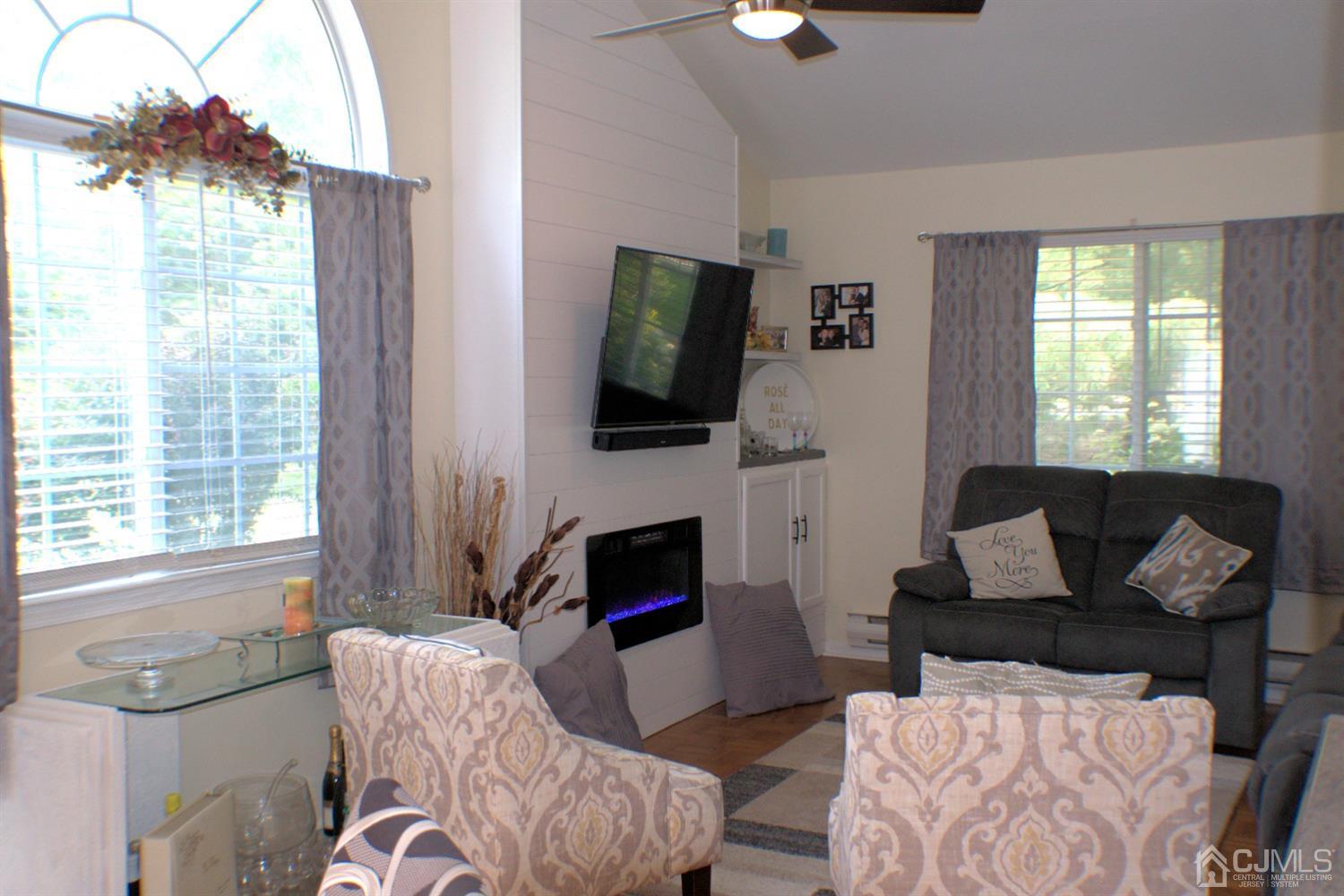 847 Sewell Road, Unit B Monroe Township, NJ 08831 - Photo 9 of 18 Gallery Image 9