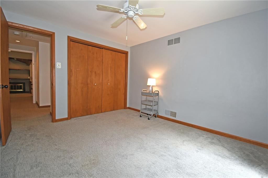 986 Segar Road Pittsburgh, PA 15243 - Photo 29 of 48