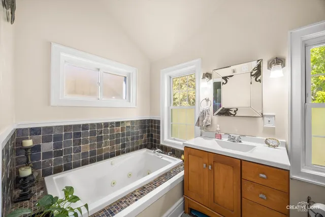 $400,000 | 28W671 Rogers Avenue, Warrenville, IL 60555