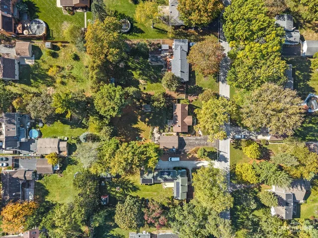 $400,000 | 28W671 Rogers Avenue, Warrenville, IL 60555