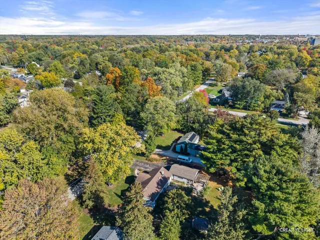 $400,000 | 28W671 Rogers Avenue, Warrenville, IL 60555