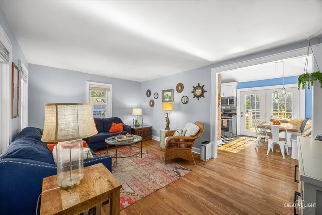 $400,000 | 28W671 Rogers Avenue, Warrenville, IL 60555