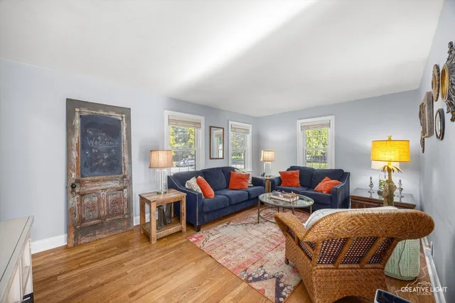 $400,000 | 28W671 Rogers Avenue, Warrenville, IL 60555