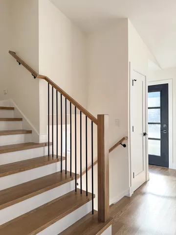 $997,000 | 703 North Gibbons Avenue, Arlington Heights, IL 60004