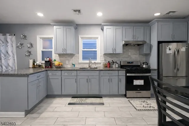 $875,000 | 313 Washington Avenue, Elizabeth, NJ 07202