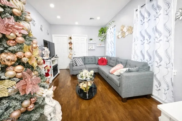 $875,000 | 313 Washington Avenue, Elizabeth, NJ 07202