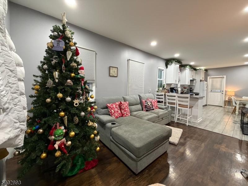 313 Washington Avenue Elizabeth, NJ 07202 - Photo 4 of 19