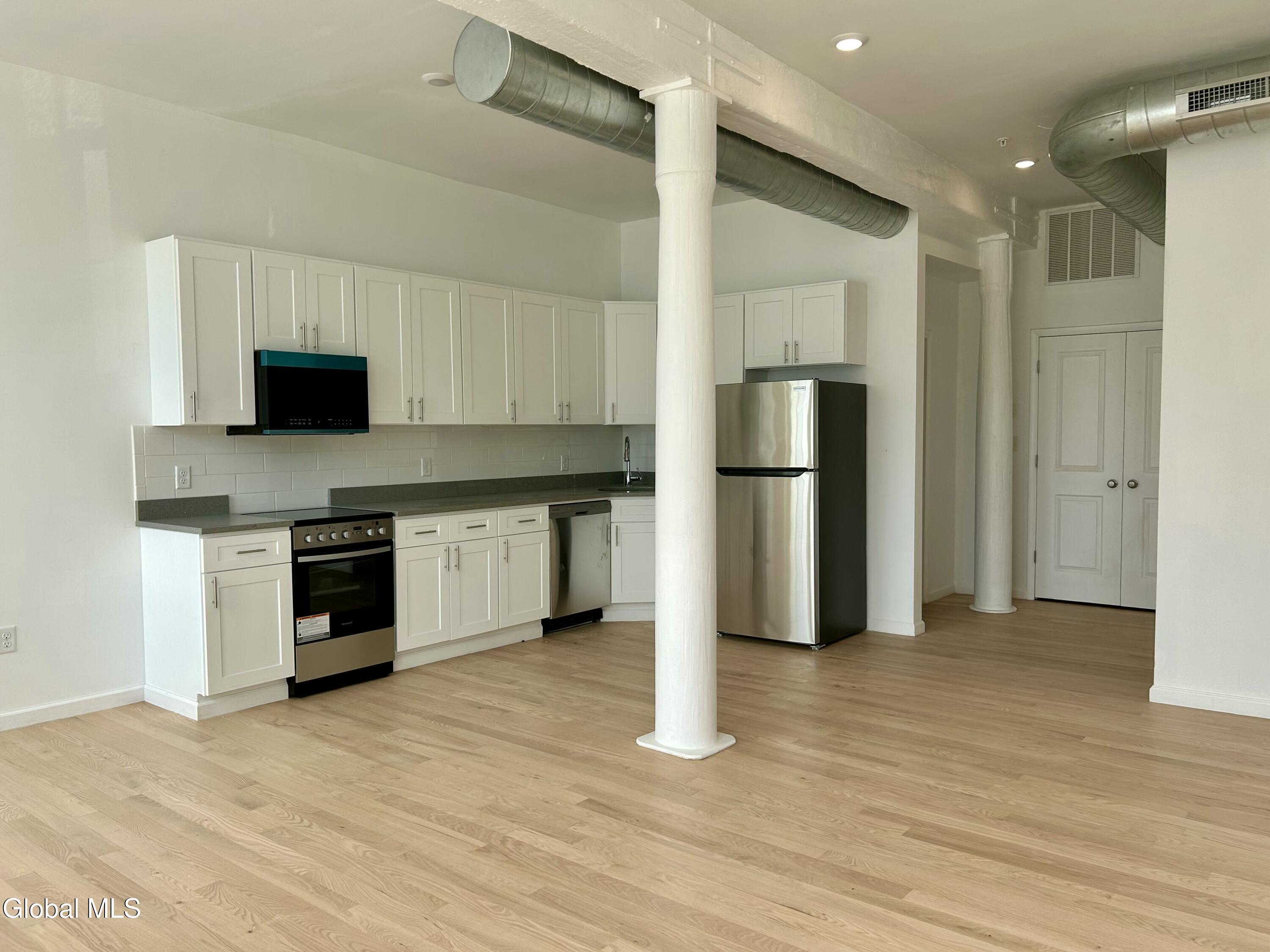 155 River Street, Unit 2D Troy, NY 12180 - Photo 6 of 22 2D Kitchen