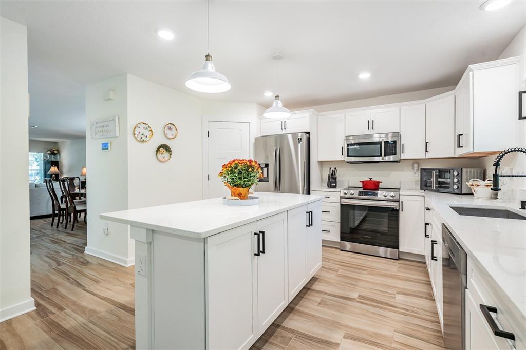 17415 Sweetwater Road Dade City, FL 33523 - Photo 19 of 72