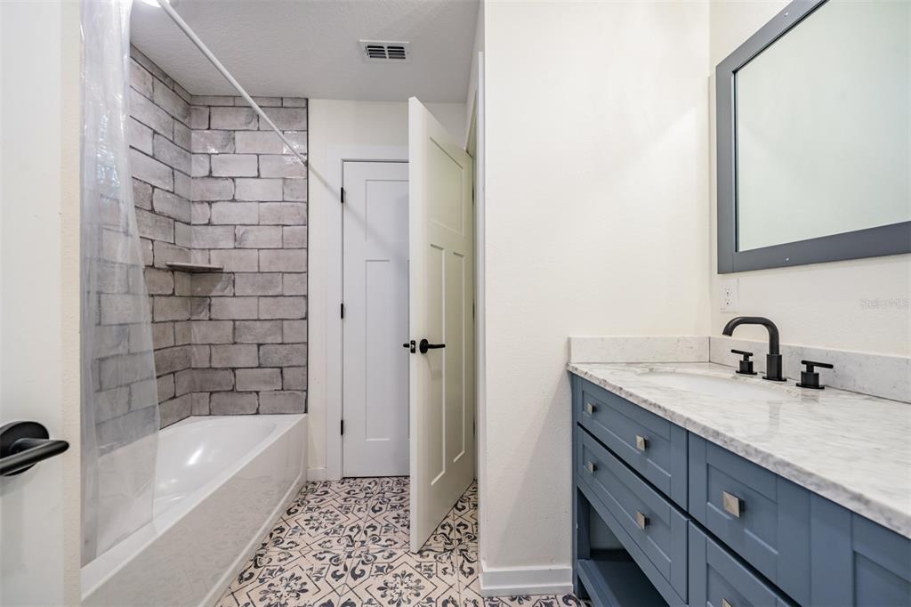 17415 Sweetwater Road Dade City, FL 33523 - Photo 33 of 72