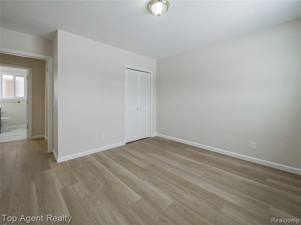 20580 21 Mile Road Macomb, MI 48044 - Photo 21 of 41