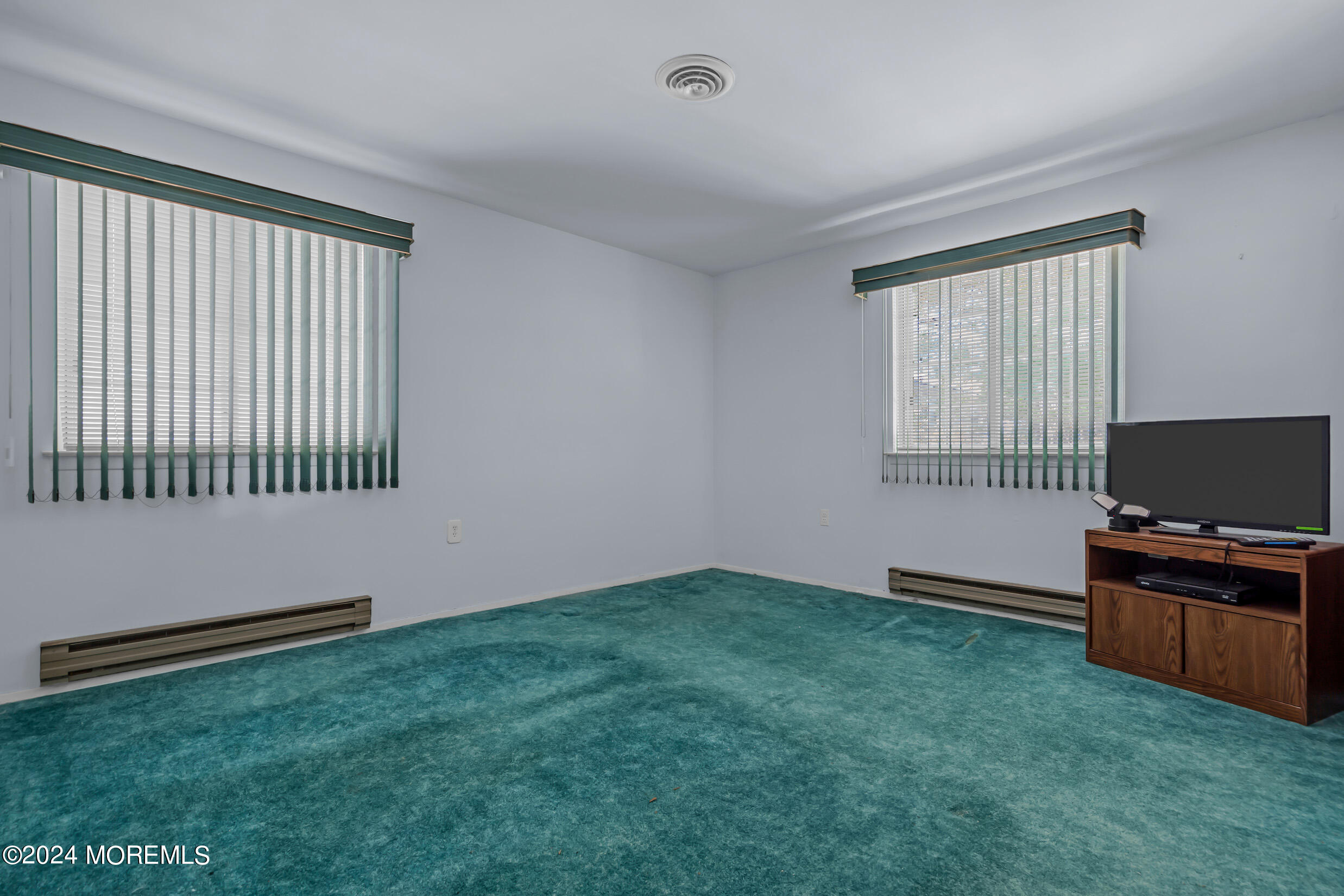 20 A Spring Street Whiting, NJ 08759 - Photo 15 of 32 5 (12)