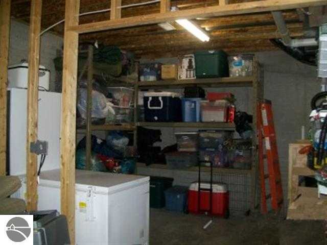 6202 West Jefferson Road Alma, MI 48801 - Photo 28 of 35 1743141-27.JPG
