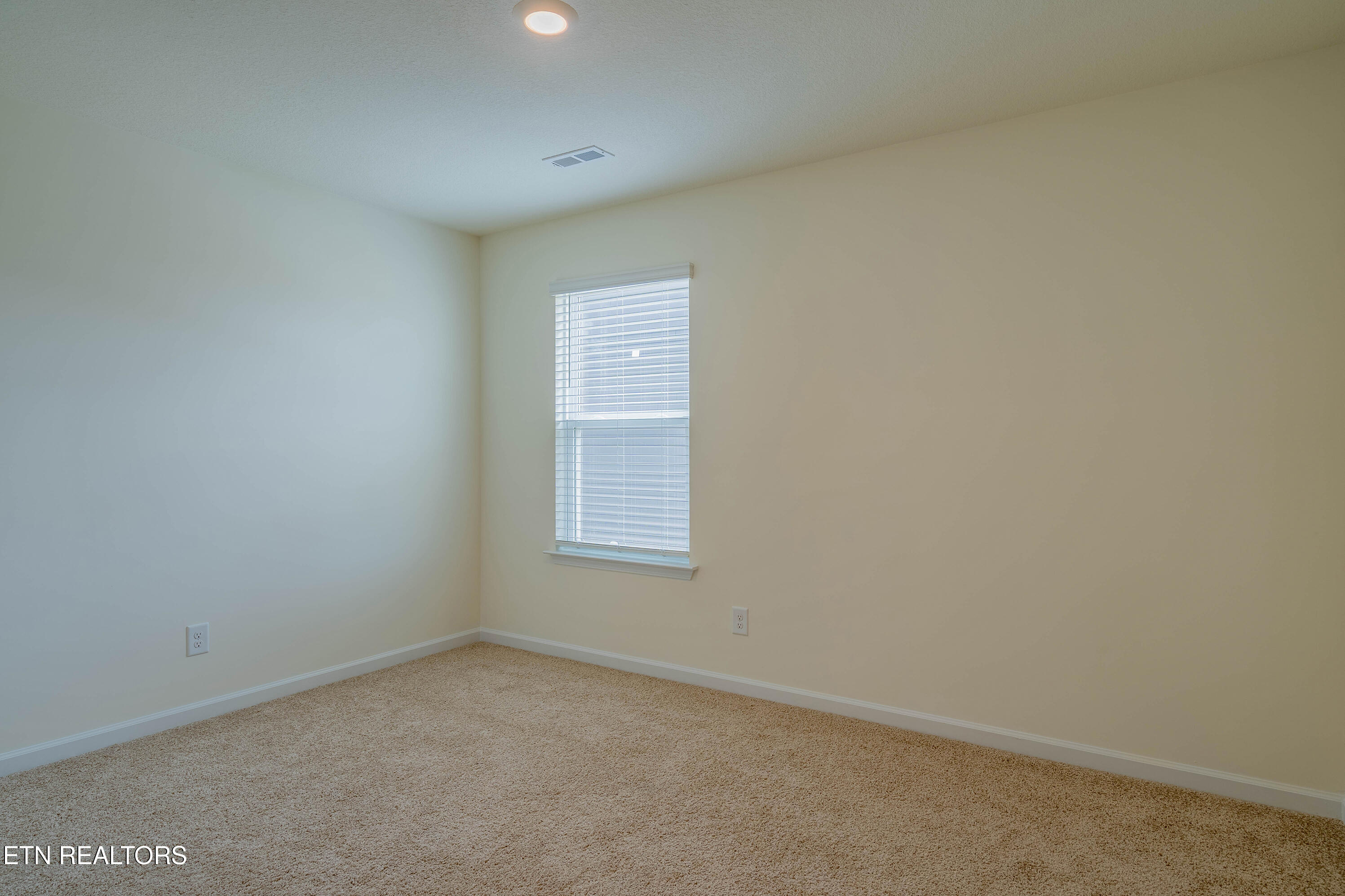 106 Gigi Lane Oak Ridge, TN 37830 - Photo 36 of 43 A7302463-HDR