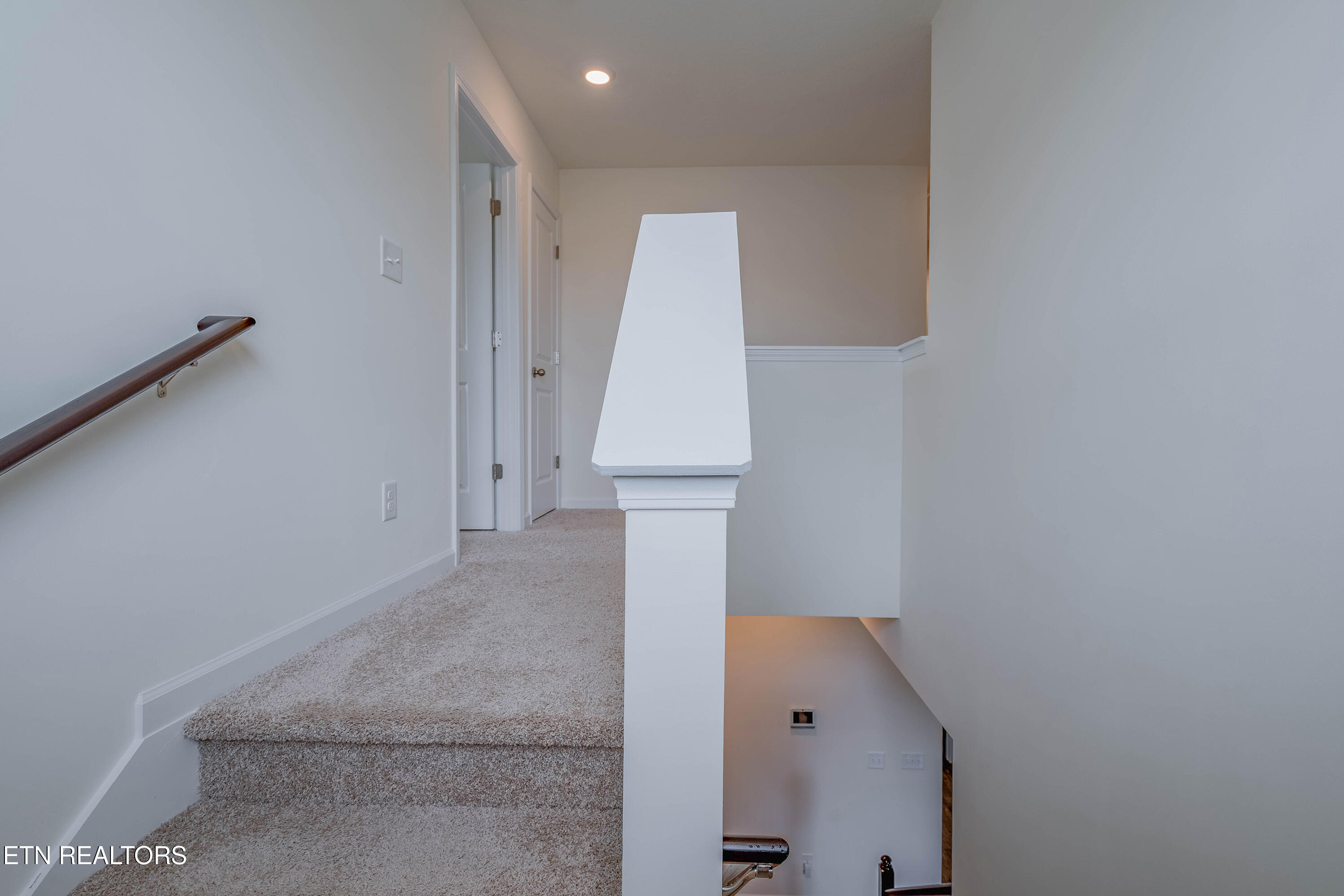 106 Gigi Lane Oak Ridge, TN 37830 - Photo 37 of 43 A7309862-HDR