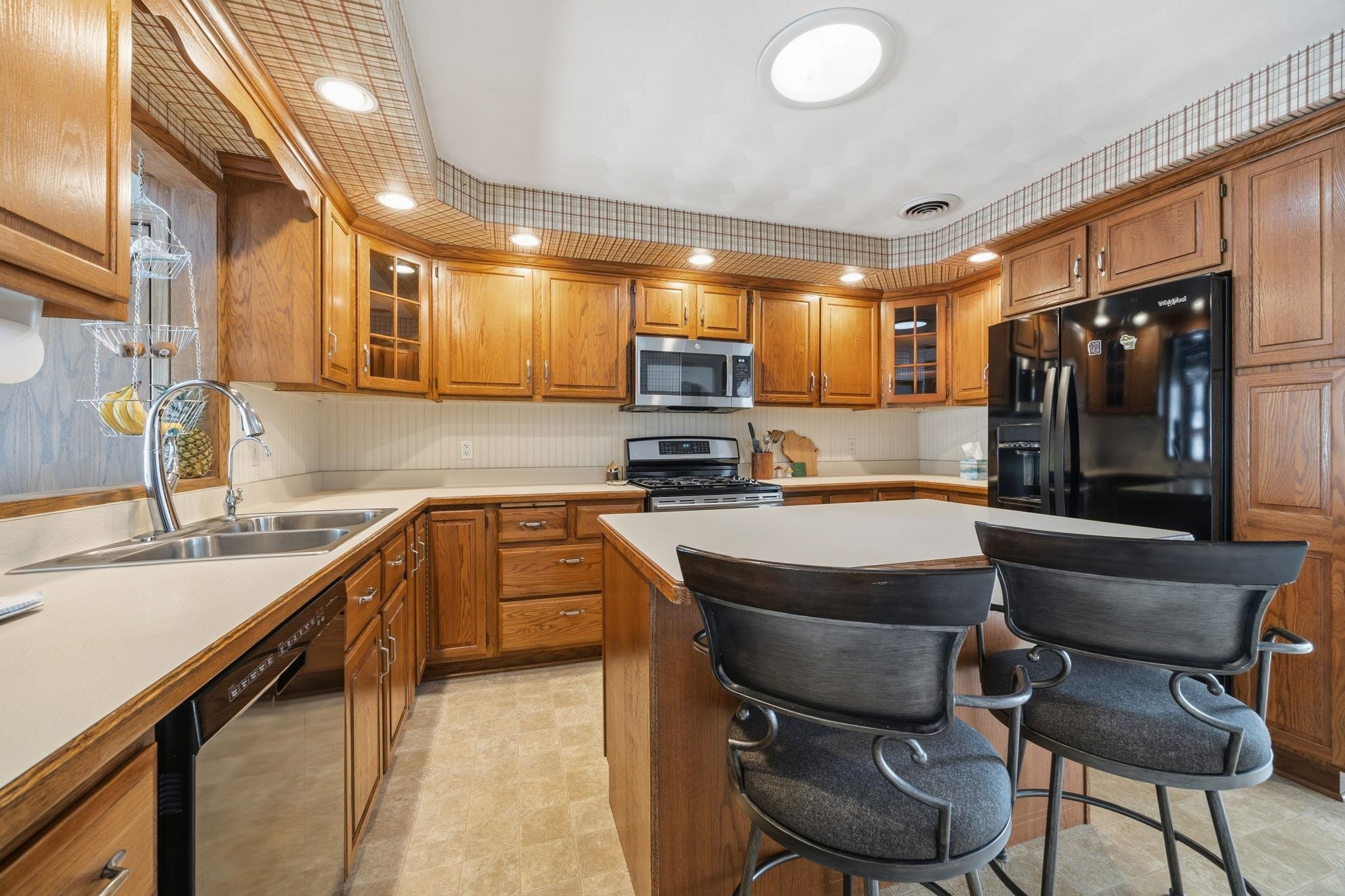 4539 North River Road Janesville, WI 53545 - Photo 6 of 61