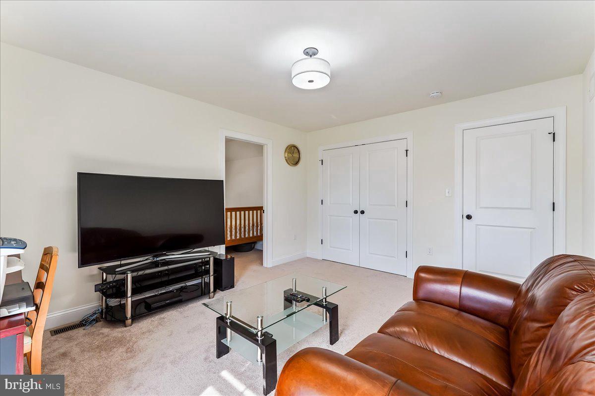 321 Middletown Road Media, PA 19063 - Photo 25 of 35