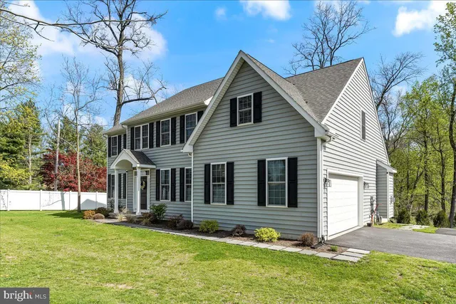 $4,975 | 321 Middletown Road, Media, PA 19063