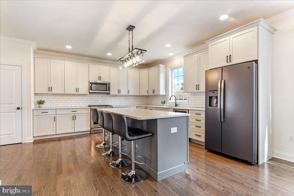 321 Middletown Road Media, PA 19063 - Photo 9 of 35