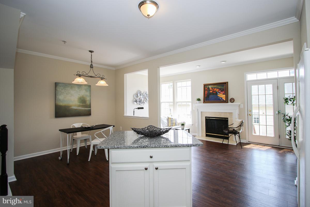 13806 Lullaby Road Germantown, MD 20874 - Photo 13 of 30 Kitchen