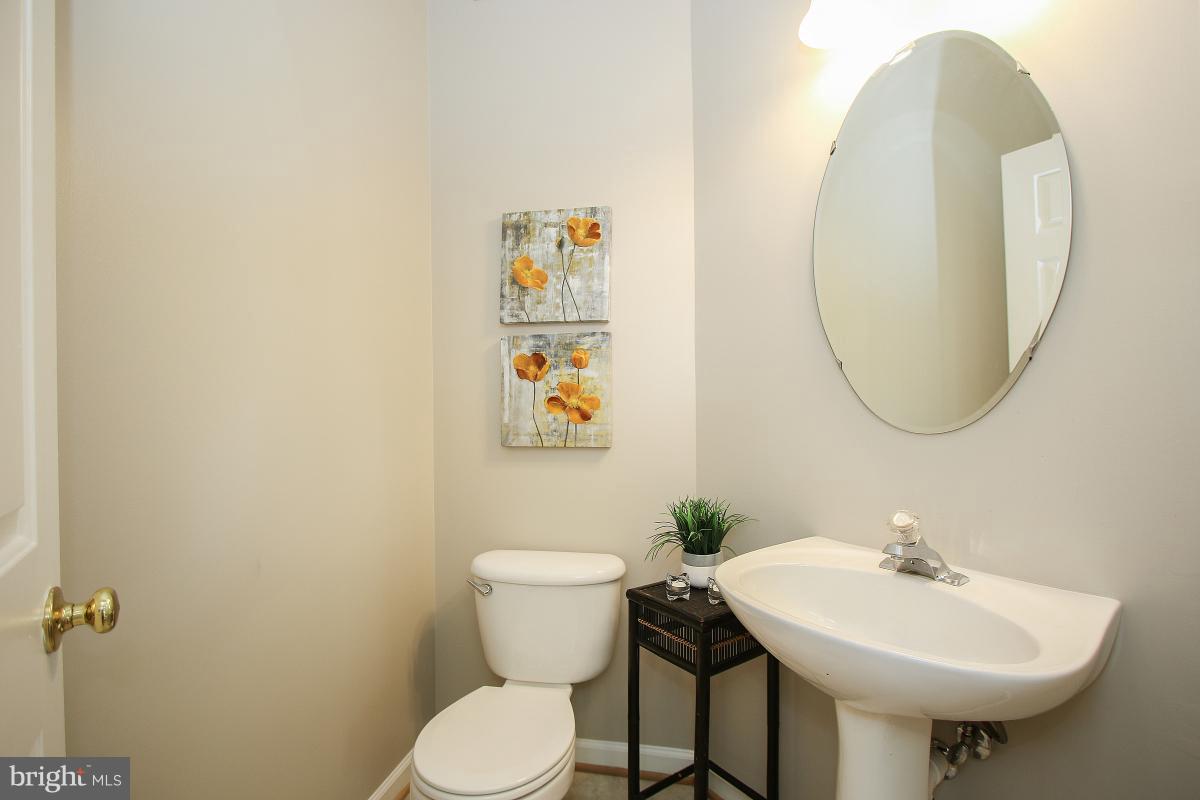 13806 Lullaby Road Germantown, MD 20874 - Photo 3 of 30 Bath