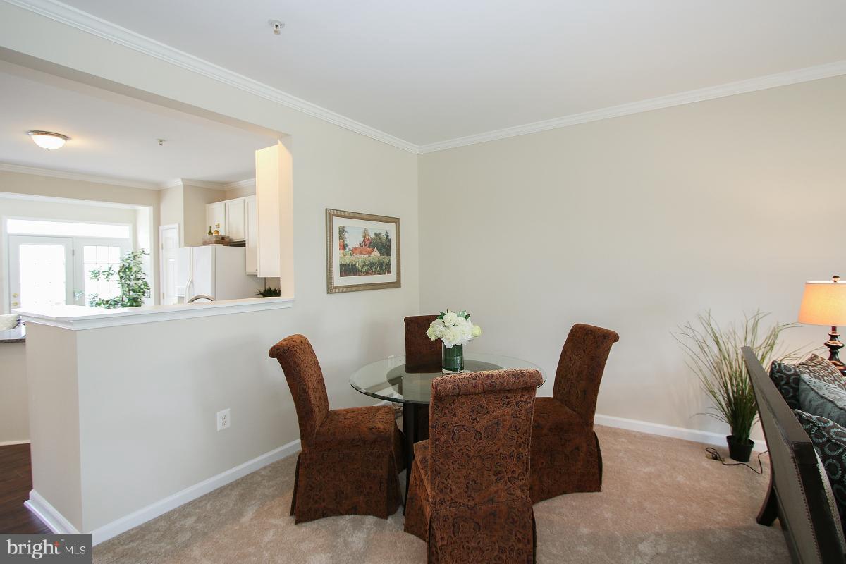 13806 Lullaby Road Germantown, MD 20874 - Photo 8 of 30 Interior (General)