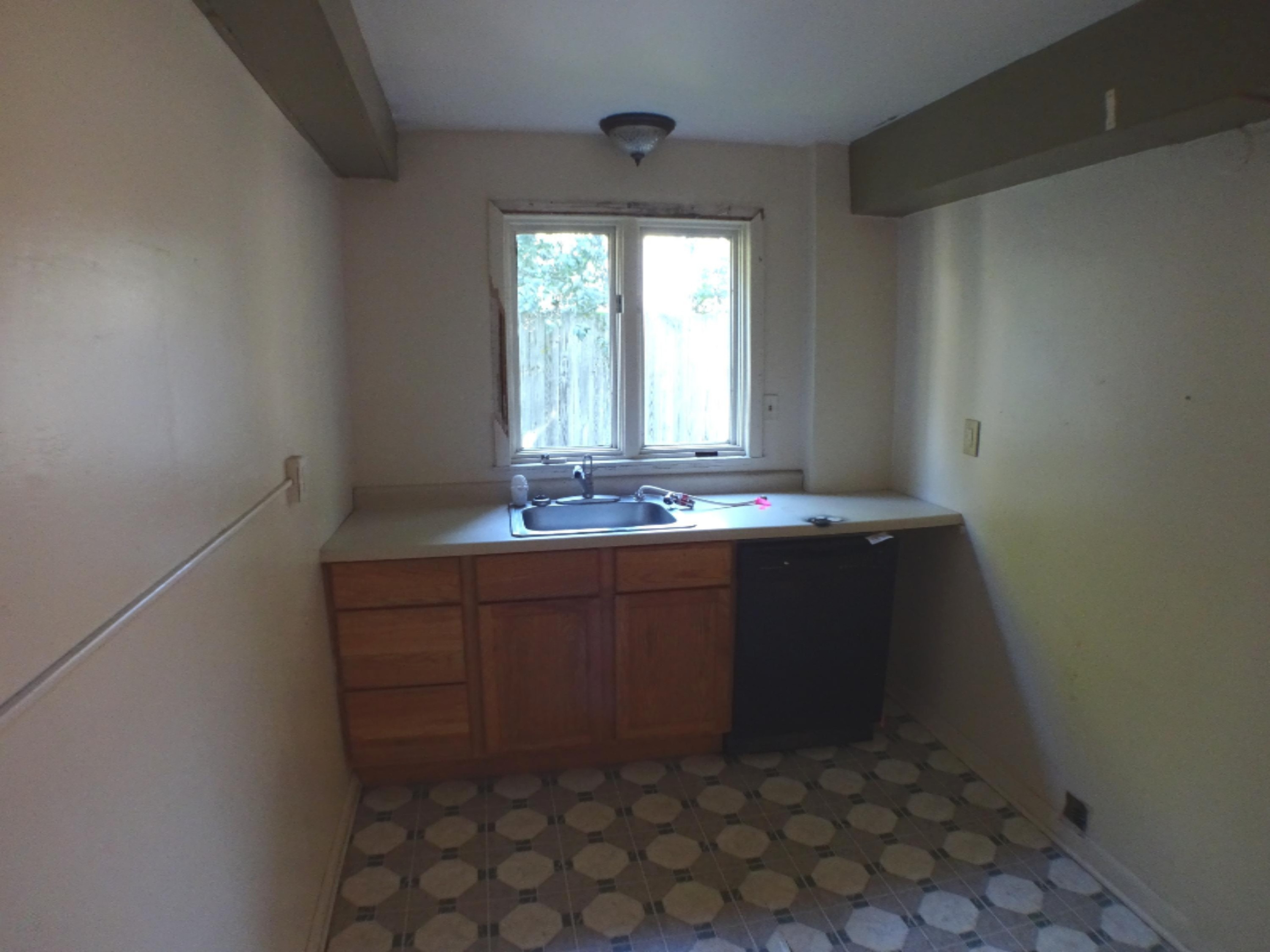 3215 Grand Prairie Road Kalamazoo, MI 49006 - Photo 11 of 17 DSC00482