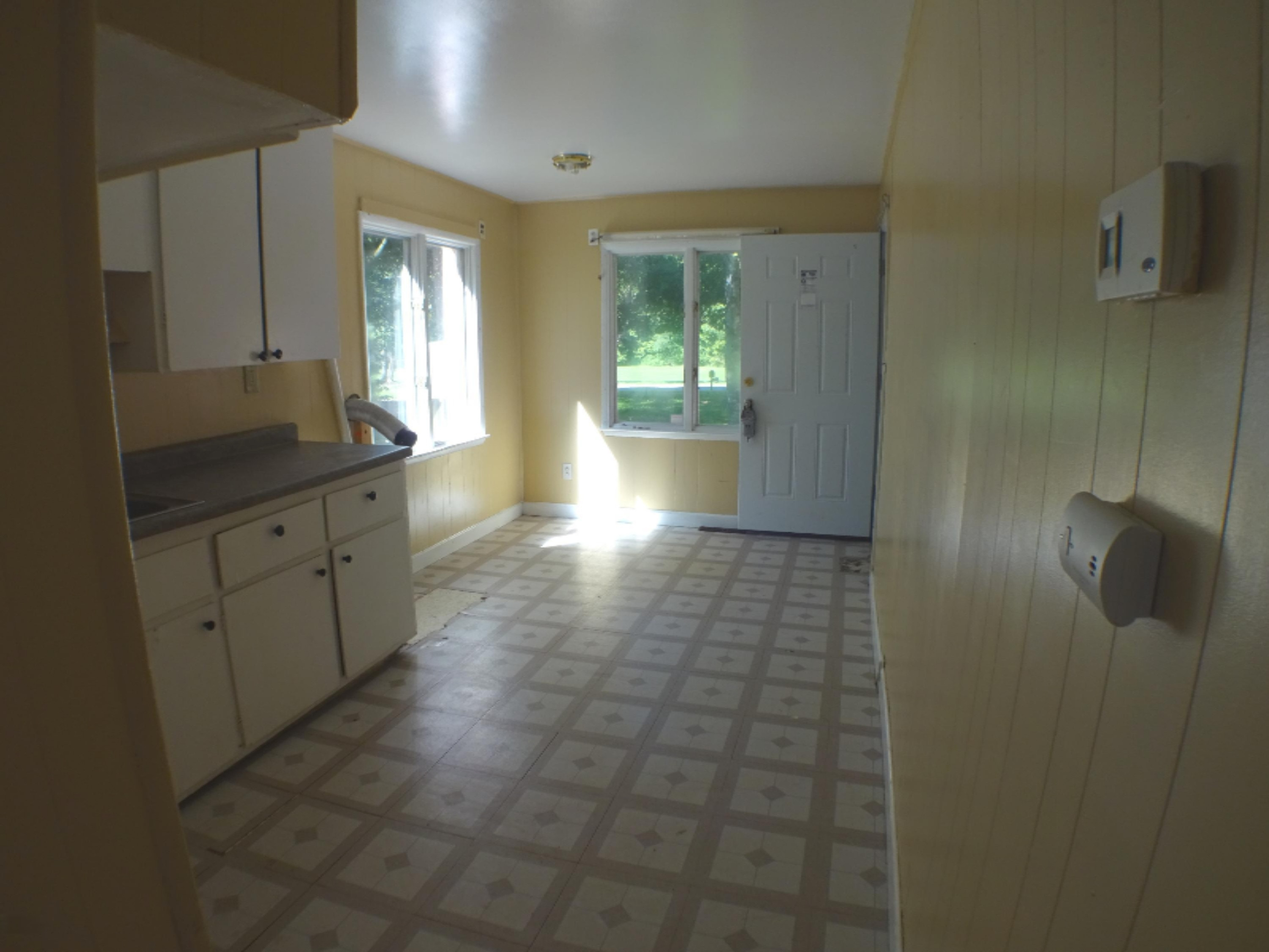 3215 Grand Prairie Road Kalamazoo, MI 49006 - Photo 3 of 17 DSC00474R